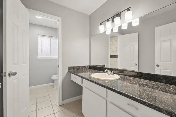 $2,495 | 2707 Mt Vernon Drive, Dickinson, TX 77539