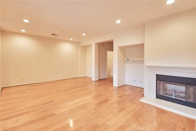 $4,300 | 201 Wild Lilac, Irvine, CA 92620