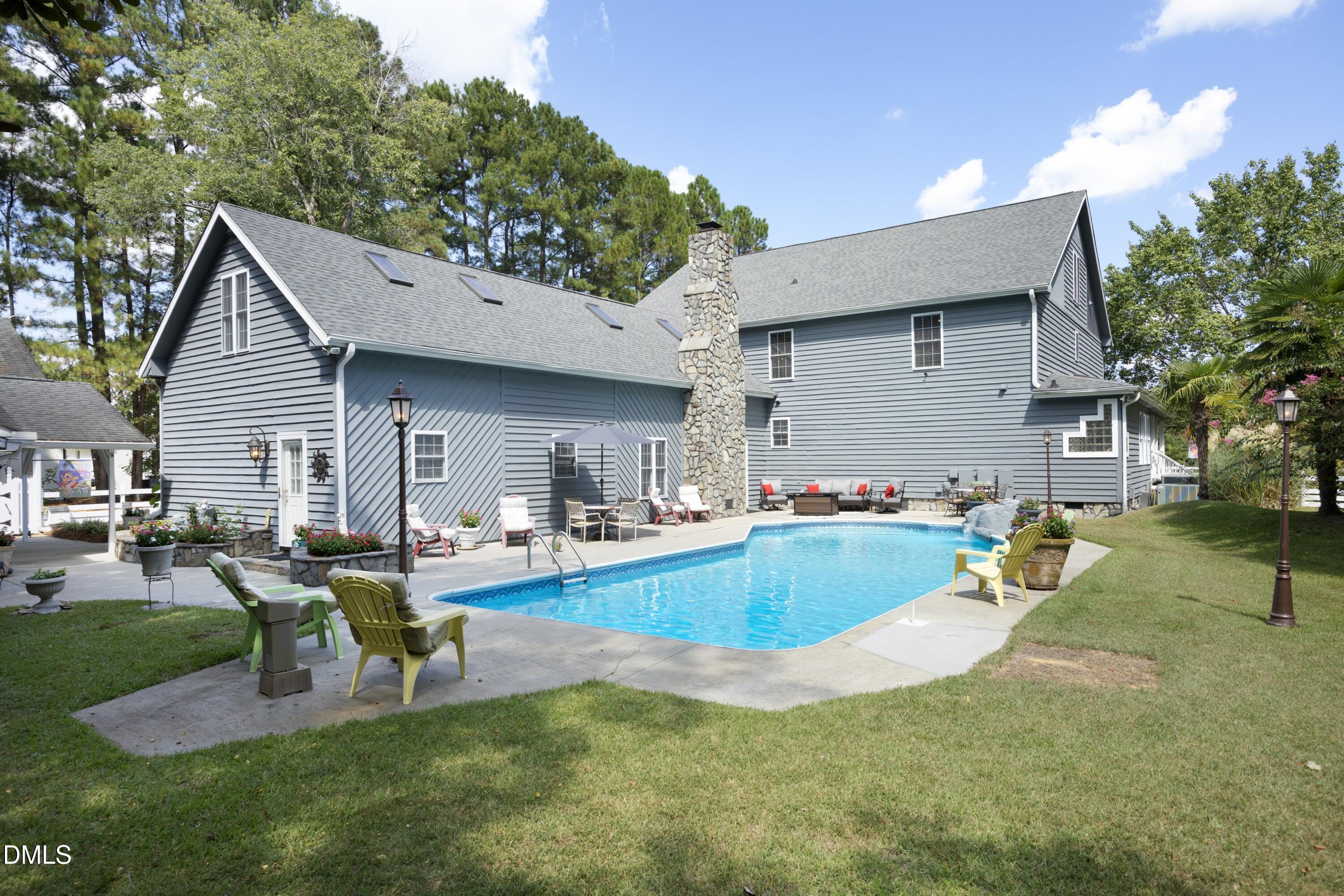 1746 Little Devine Road Selma, NC 27576 - Photo 3 of 79