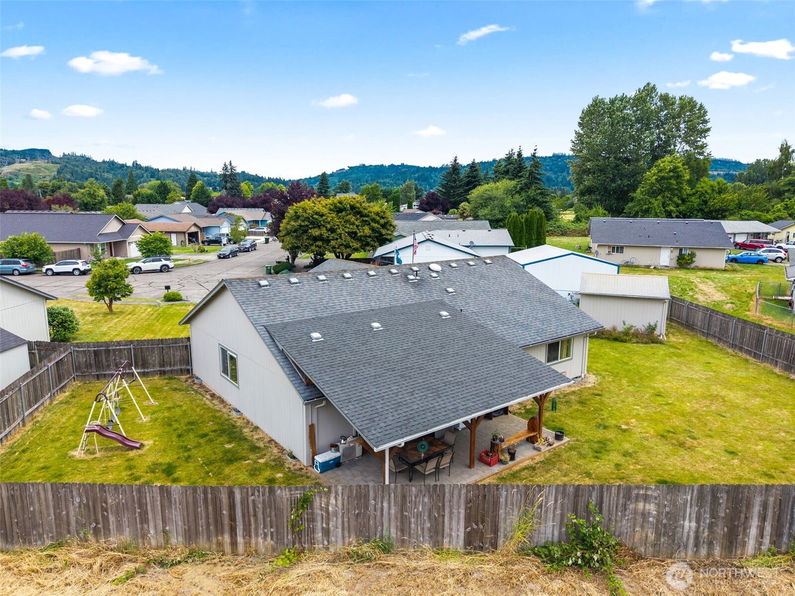 142 Charles Street Longview, WA 98632 - Photo 29 of 39