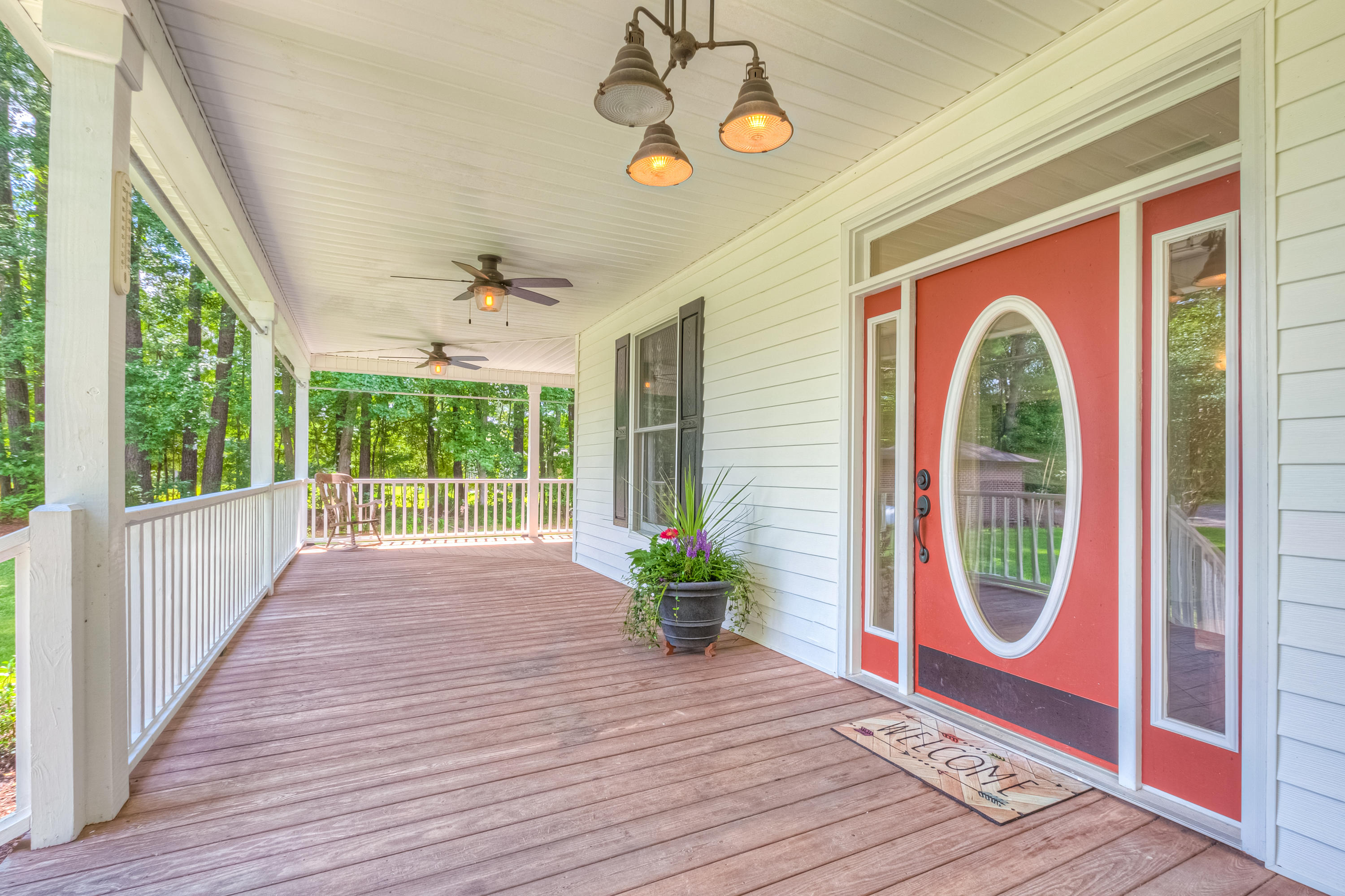 1837 Highway 61 Ridgeville, SC 29472 - Photo 7 of 54 Front Porch