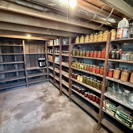 $229,000 | 5305 North Osborn Road, Riverdale, MI 48877