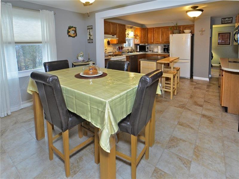 634 Blue Ridge Road Pittsburgh, PA 15239 - Photo 5 of 25 Gallery Image 5