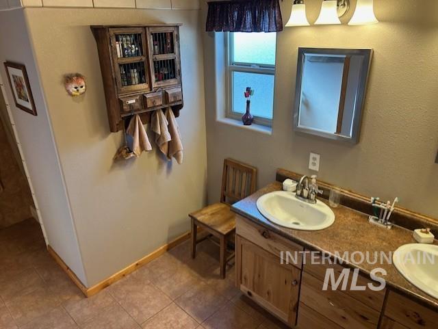 1621 Doumecq Road White Bird, ID 83554 - Photo 9 of 50