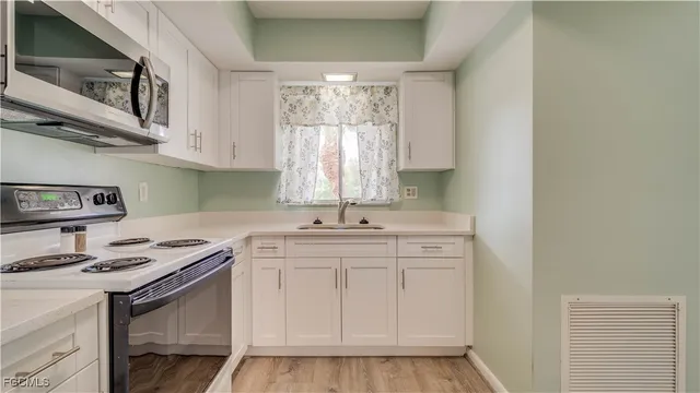 $945 | 357 Joel Boulevard, Unit 216, Lehigh Acres, FL 33936