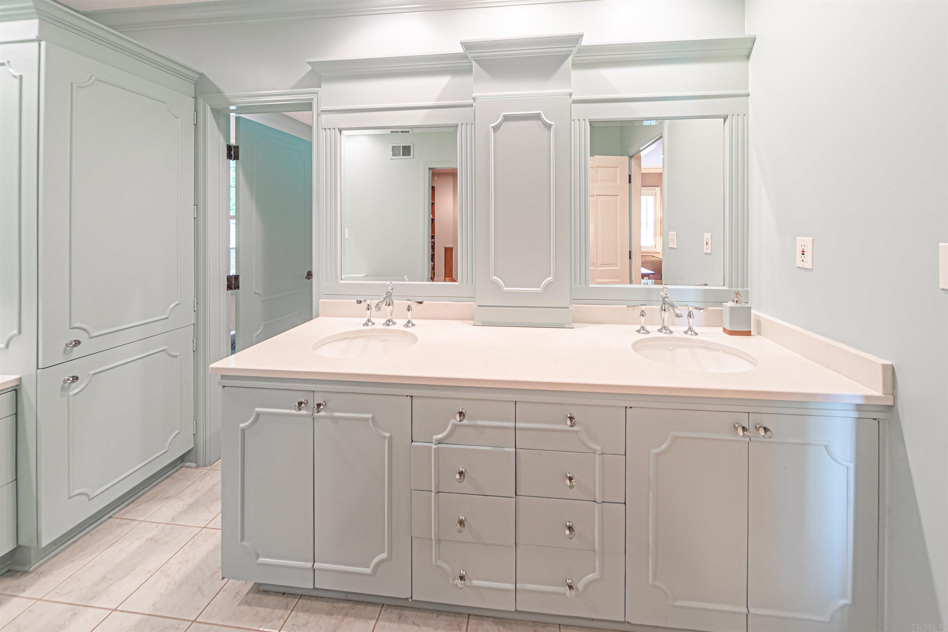 951 South Colony Road Evansville, IN 47714 - Photo 18 of 36 Gallery Image 18