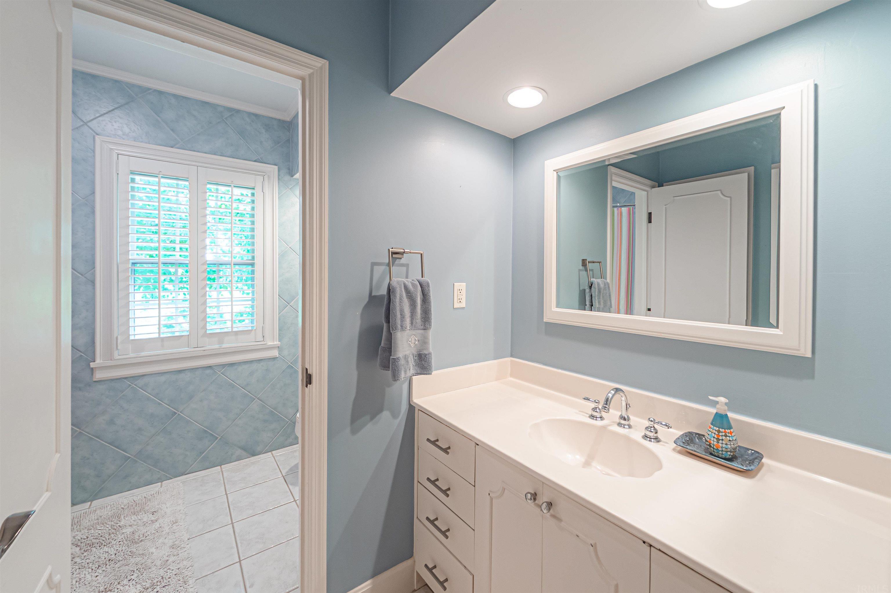 951 South Colony Road Evansville, IN 47714 - Photo 25 of 36 Gallery Image 25