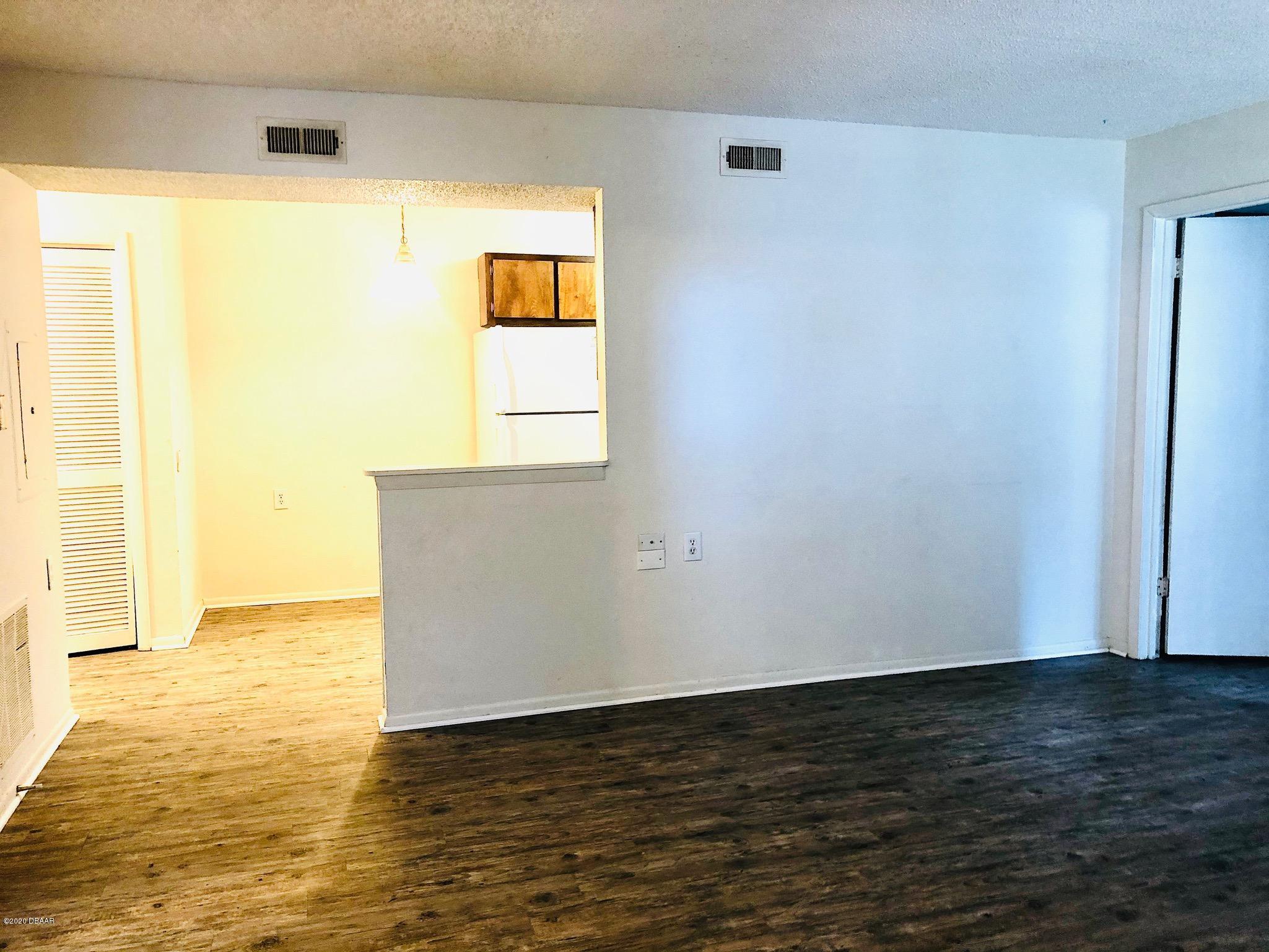 1600 Big Tree Road, Unit B1 South Daytona, FL 32119 - Photo 13 of 37 1