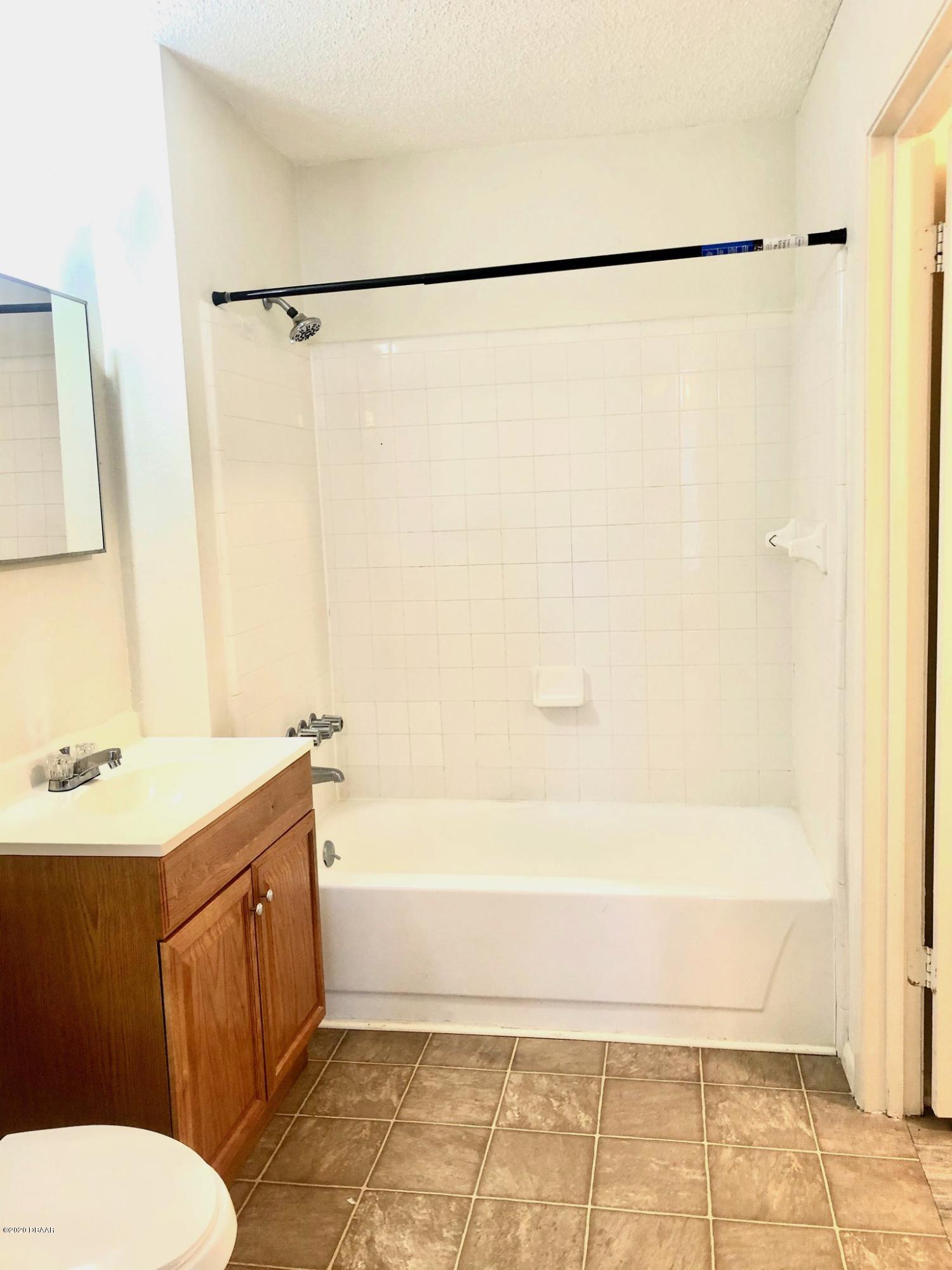 1600 Big Tree Road, Unit B1 South Daytona, FL 32119 - Photo 21 of 37 9