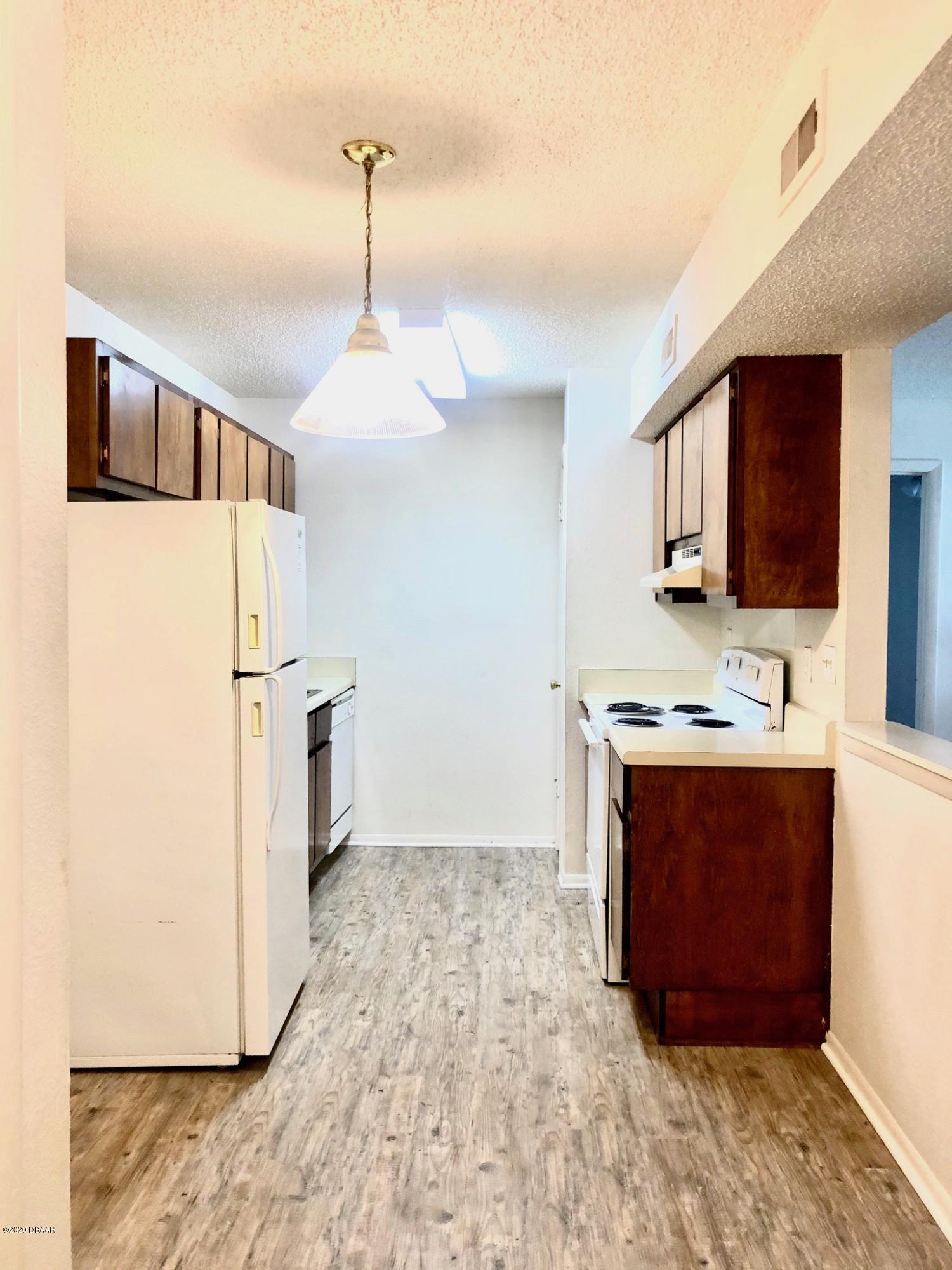 1600 Big Tree Road, Unit B1 South Daytona, FL 32119 - Photo 24 of 37 12