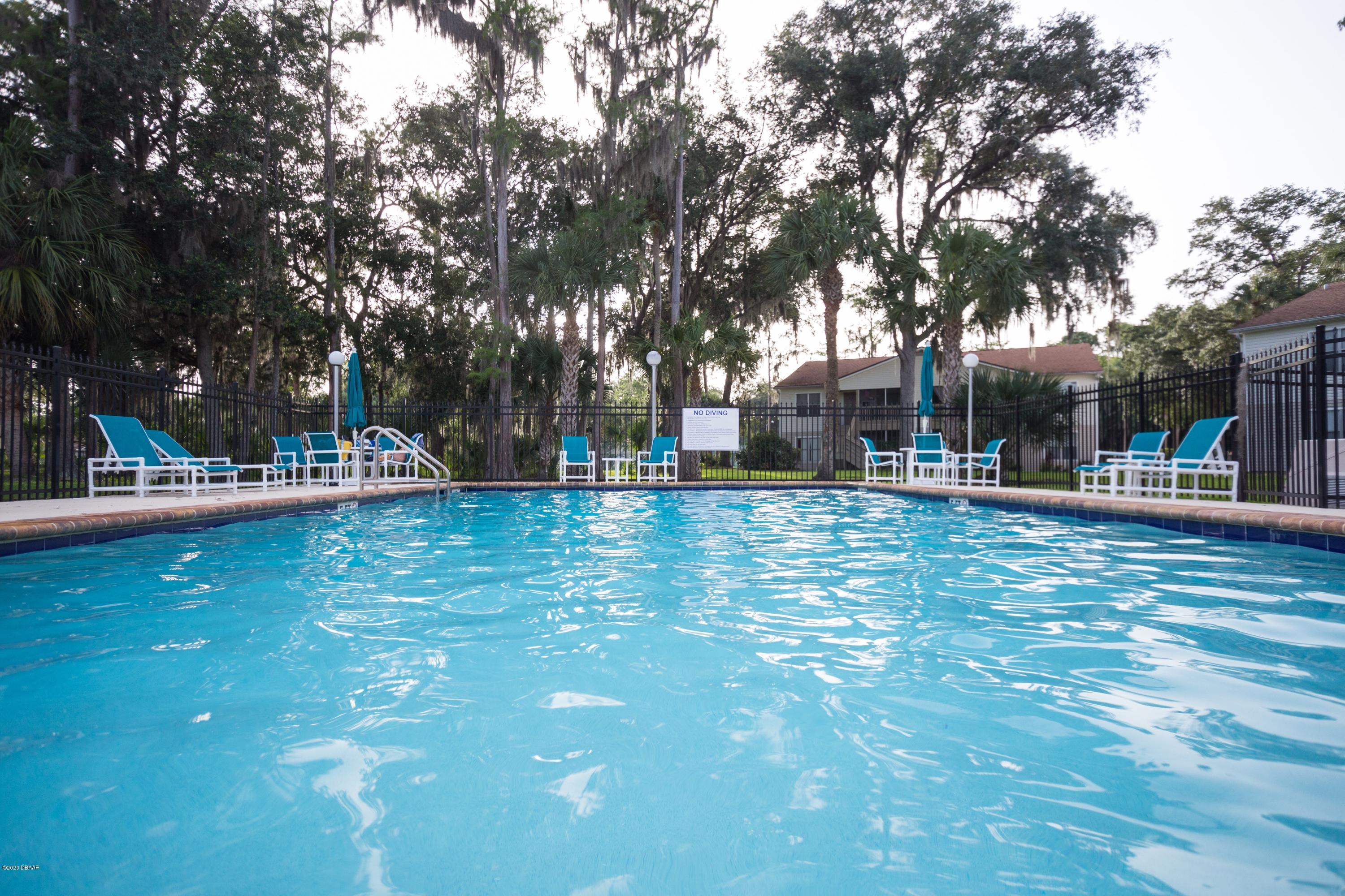 1600 Big Tree Road, Unit B1 South Daytona, FL 32119 - Photo 7 of 37 8EDCA524-DA1A-402B-BDEC-28AF6DB0646C