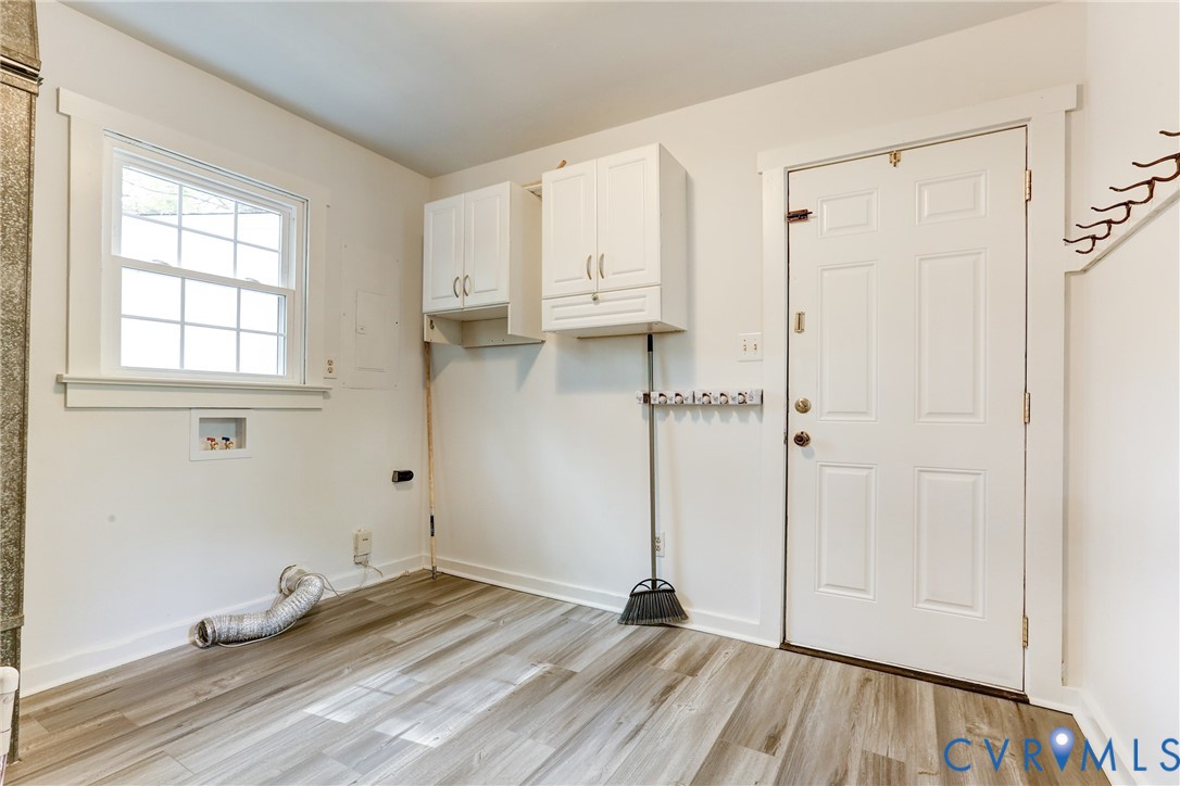661 Greencastle Road Chesterfield, VA 23236 - Photo 12 of 28 a view of empty room with wooden floor and window