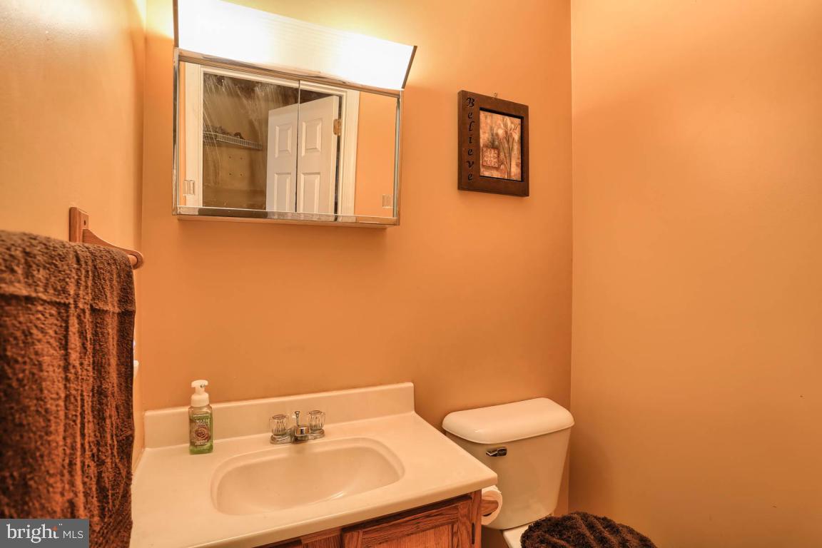 185 Robin Road York, PA 17404 - Photo 14 of 23 Gallery Image 14