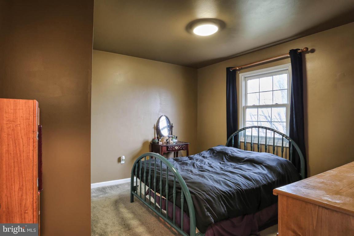 185 Robin Road York, PA 17404 - Photo 17 of 23 Gallery Image 17
