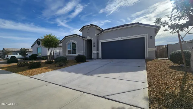 $2,150 | 37845 West Santa Barbara Avenue, Maricopa, AZ 85138