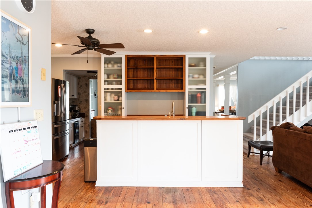 5013 Riverside Drive Brunswick, GA 31520 - Photo 3 of 15