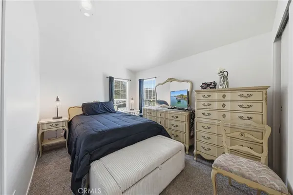 a en suite bathroom with a sink a toilet and shower