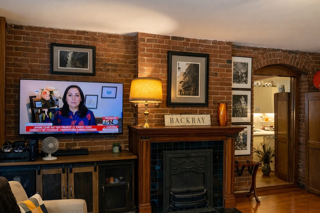 178 Commonwealth Avenue, Unit 2 Boston, MA 02116 - Photo 15 of 15