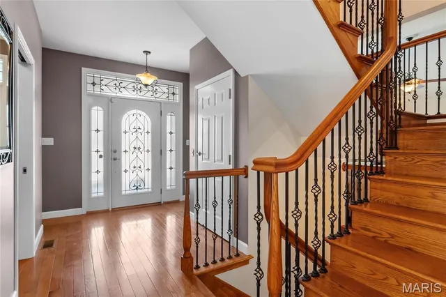 $555,000 | 882 Edward Street, St. Libory, IL 62282