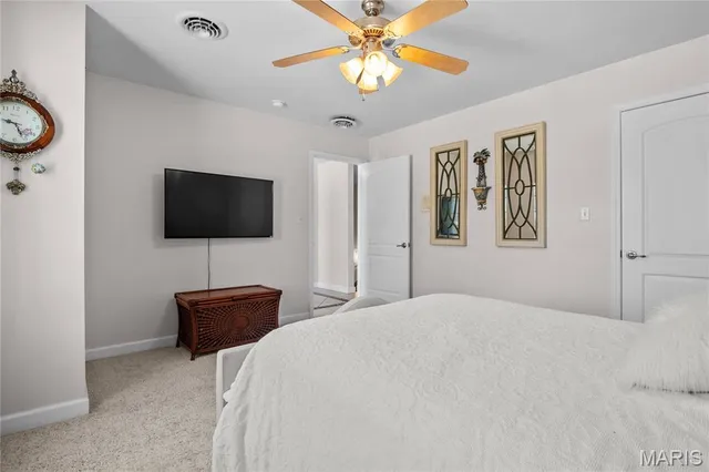 $555,000 | 882 Edward Street, St. Libory, IL 62282