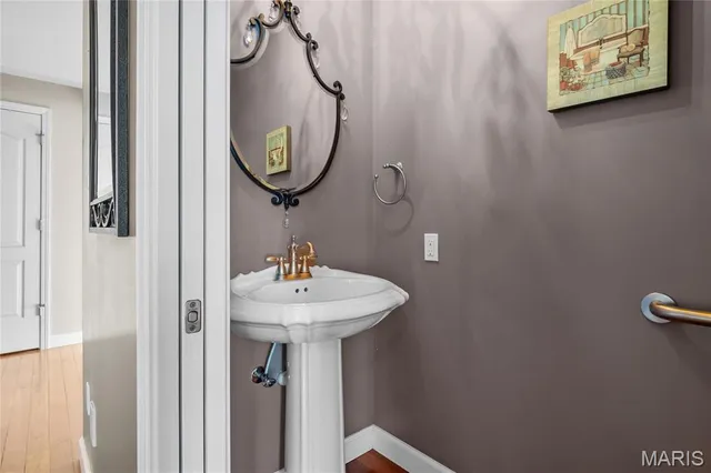 $555,000 | 882 Edward Street, St. Libory, IL 62282