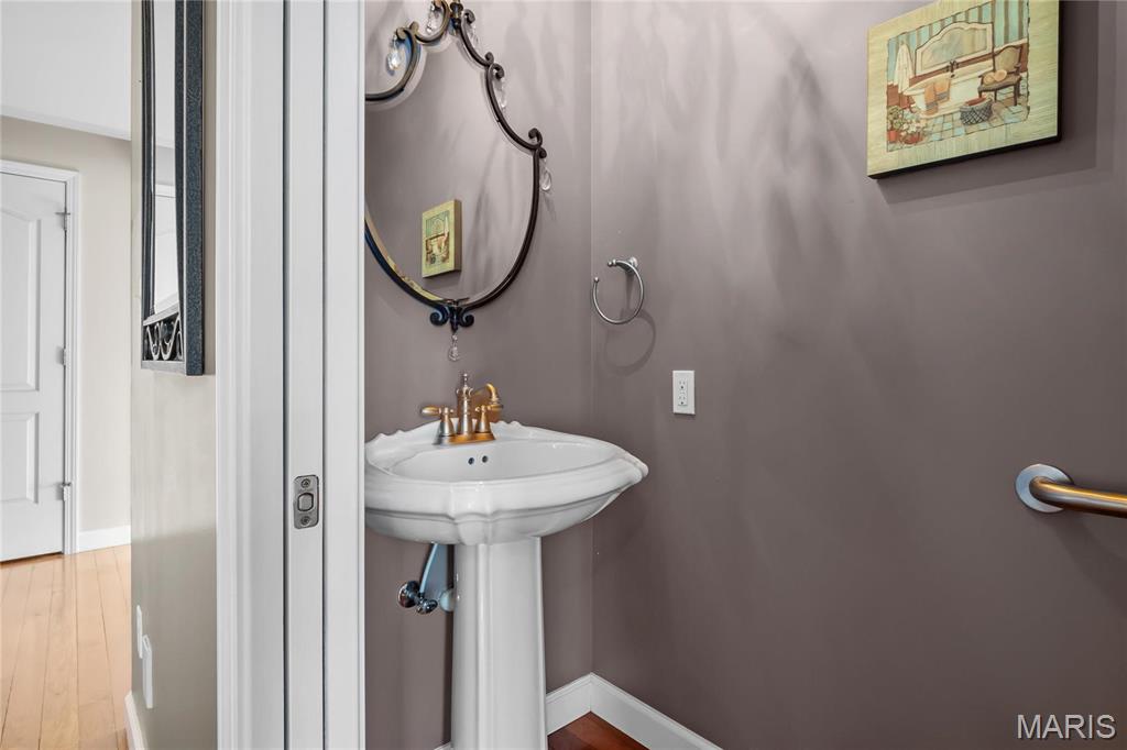 882 Edward Street St. Libory, IL 62282 - Photo 5 of 60