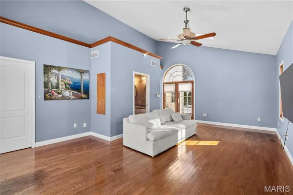 $530,000 | 882 Edward Street, St. Libory, IL 62282