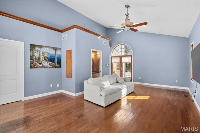 $555,000 | 882 Edward Street, St. Libory, IL 62282