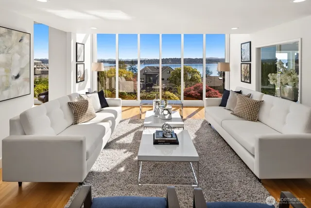 $2,150,000 | 1521 36th Avenue South, Seattle, WA 98144