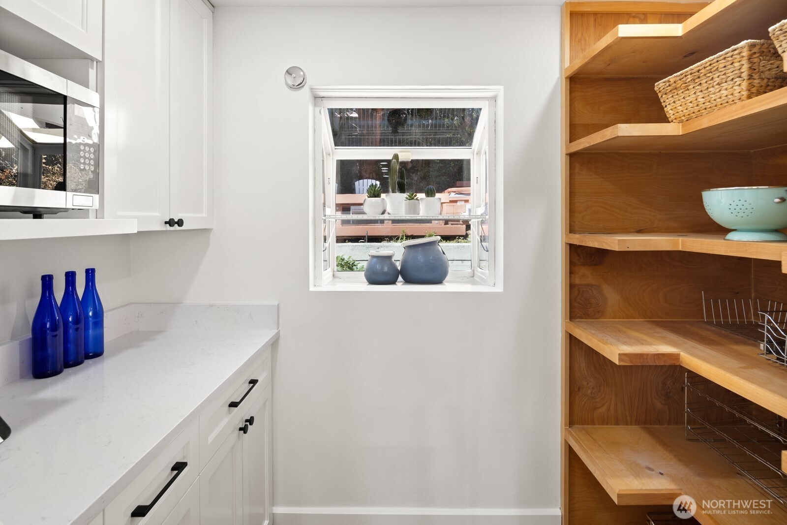 1521 36th Avenue South Seattle, WA 98144 - Photo 15 of 37