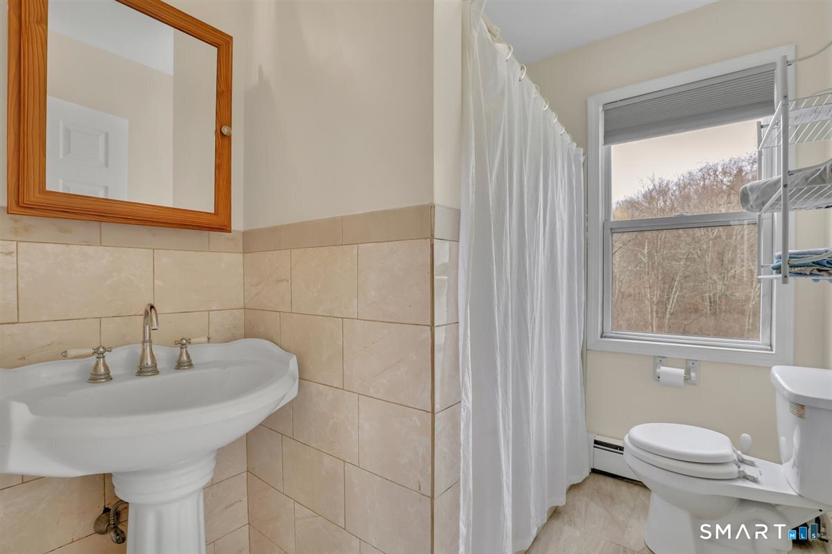 112 Weekeepeemee Road Bethlehem, CT 06751 - Photo 29 of 40