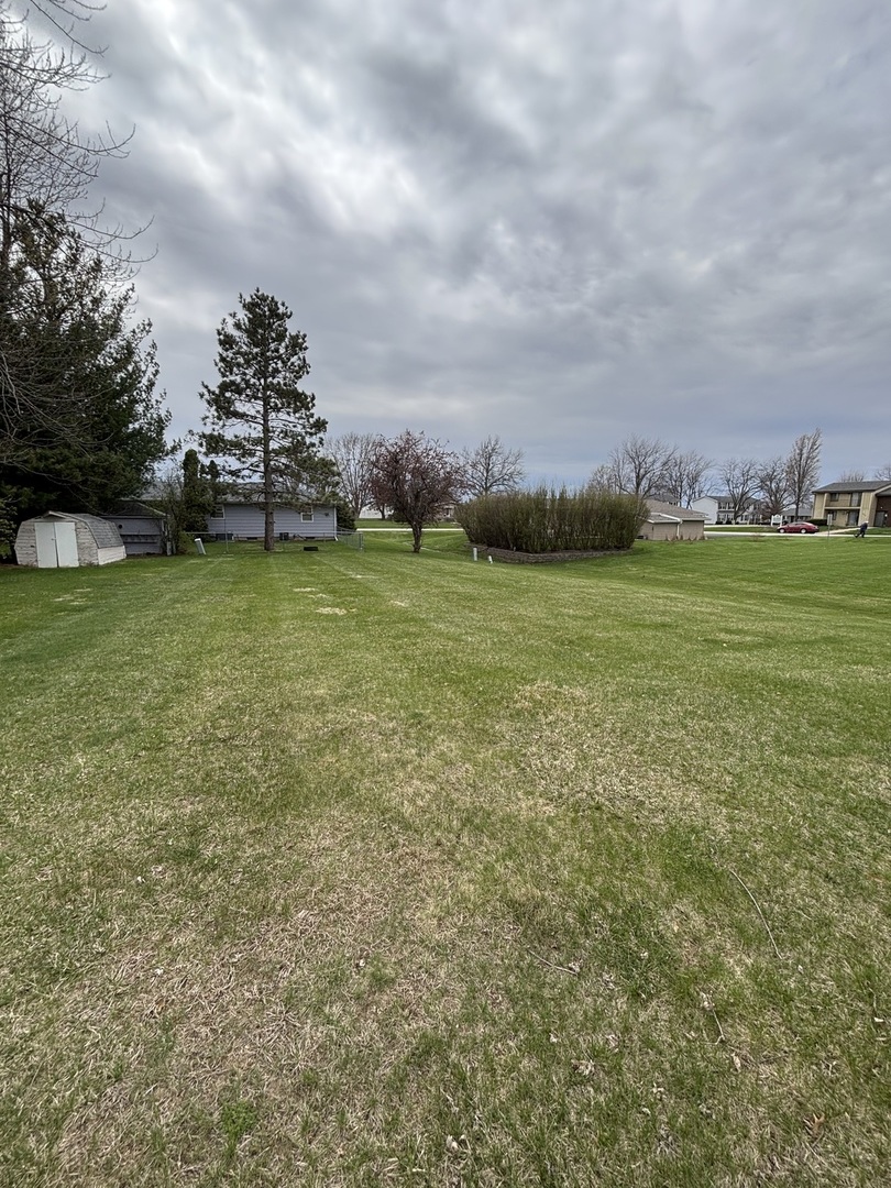 904 Southwest 8th Avenue Aledo, IL 61231 - Photo 4 of 5