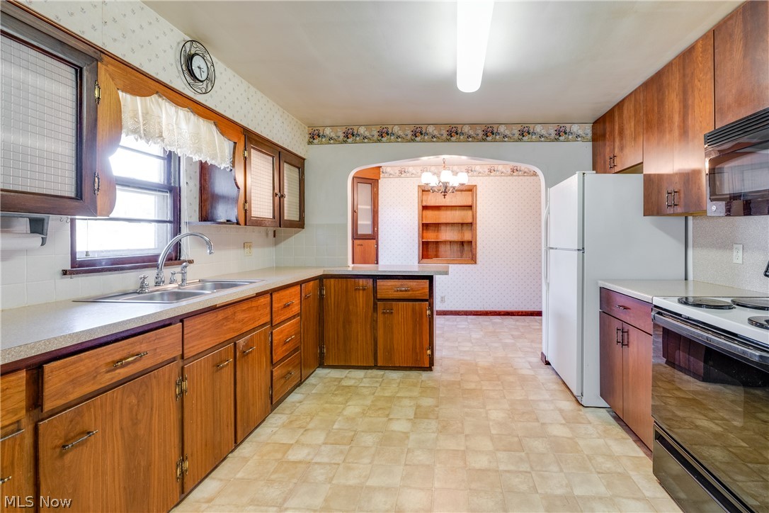 2274 Blake Road Wadsworth, OH 44281 - Photo 7 of 26