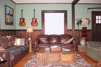 17 Hampton Heights Road Canton, NC 28716 - Photo 3 of 24