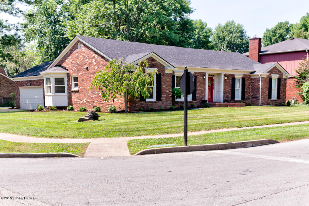 5914 Apache Road Louisville, KY 40207 - Photo 3 of 53 Located on the corner of Apache and Rudy Lane....think Circular Drive!
