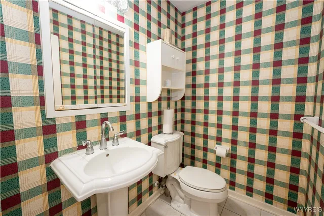 $465,000 | 31 Azure Pine Court, Amherst, NY 14228