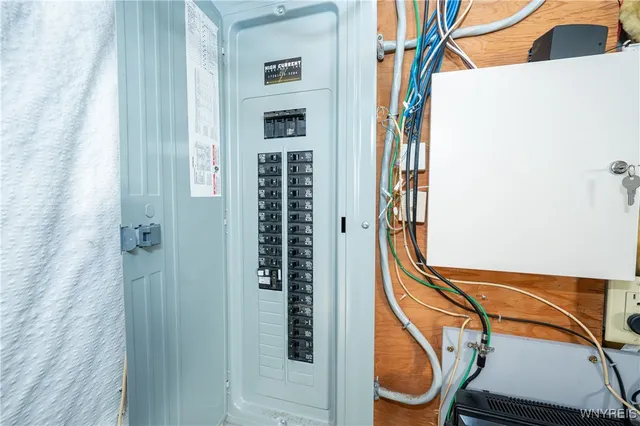 $465,000 | 31 Azure Pine Court, Amherst, NY 14228