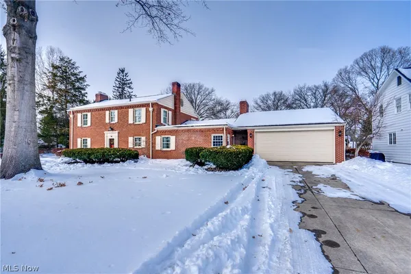 $335,000 | 201 East 12th Street, Dover, OH 44622