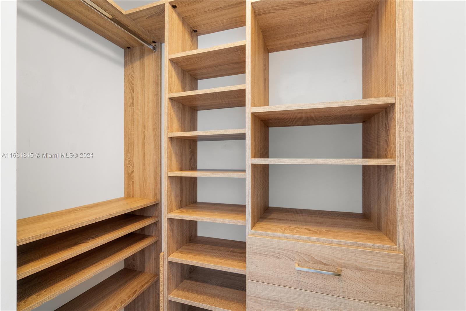 55 Southwest 9th Street, Unit 2804 Miami, FL 33130 - Photo 15 of 25 Built-in closet #2