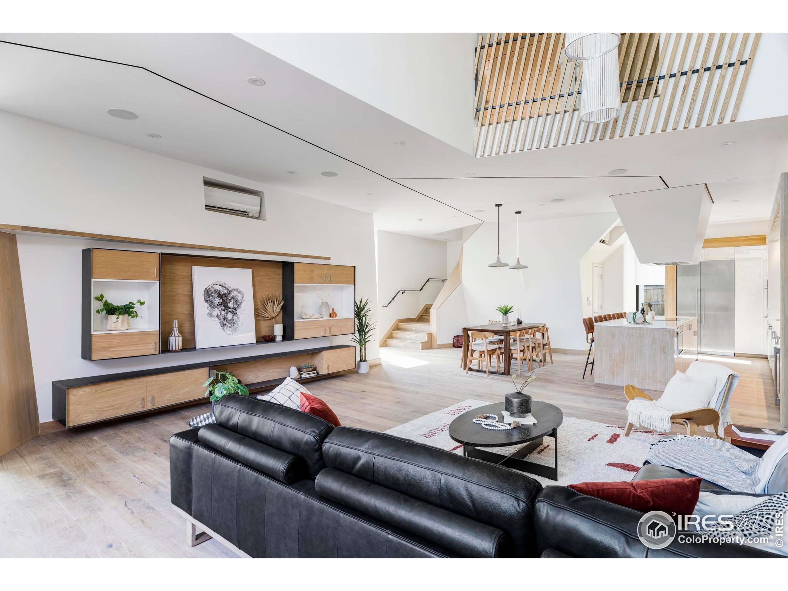 944 Arapahoe Avenue, Unit A Boulder, CO 80302 - Photo 9 of 36 a living room with furniture