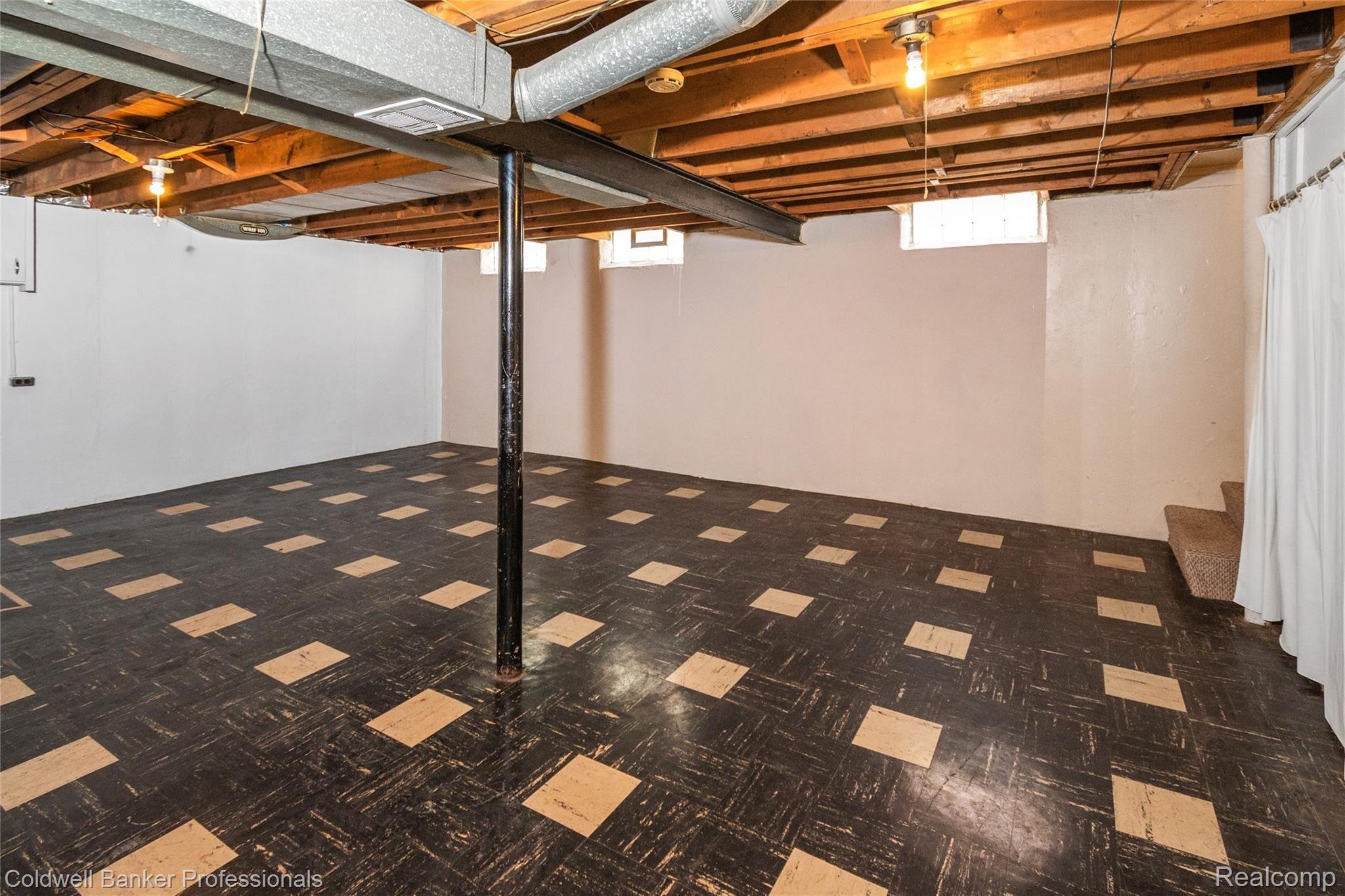 8105 Pardee Road Taylor, MI 48180 - Photo 28 of 34 Basement