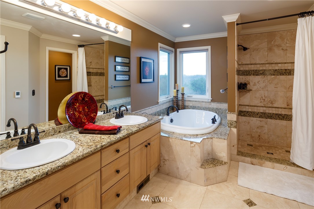 2726 202nd Street Southeast Bothell, WA 98012 - Photo 18 of 28 Gallery Image 18