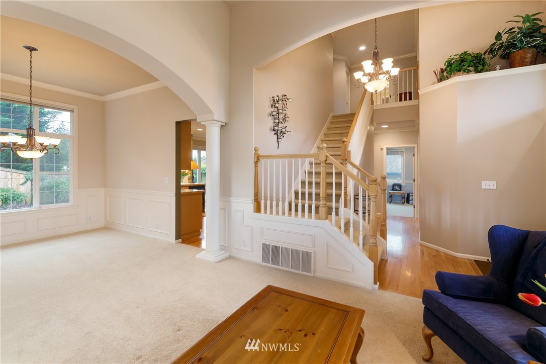 2726 202nd Street Southeast Bothell, WA 98012 - Photo 3 of 28 Gallery Image 3