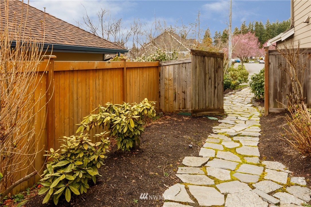 2726 202nd Street Southeast Bothell, WA 98012 - Photo 28 of 28 Gallery Image 28