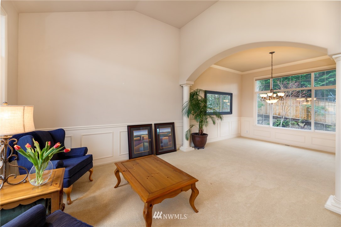 2726 202nd Street Southeast Bothell, WA 98012 - Photo 4 of 28 Gallery Image 4