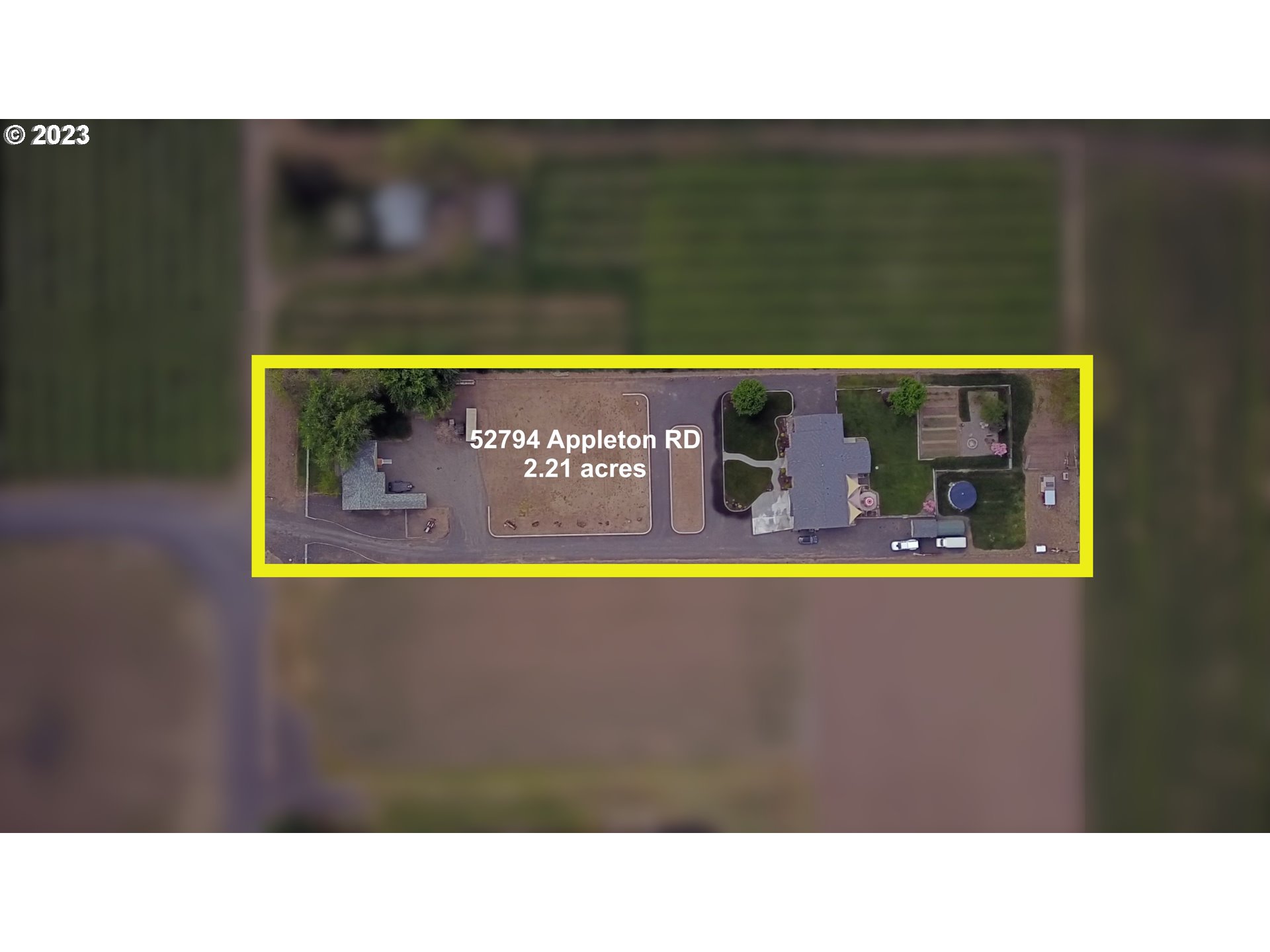 52794 Appleton Road Milton Freewater, OR 97862 - Photo 35 of 35 a bathroom with a bathtub and shower