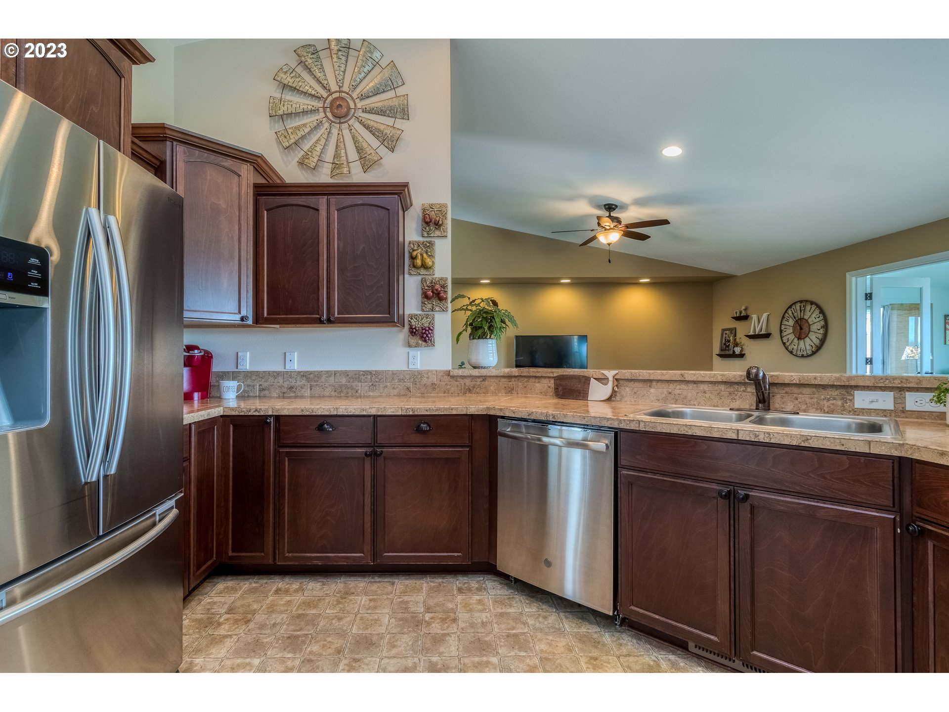 52794 Appleton Road Milton Freewater, OR 97862 - Photo 8 of 35 a kitchen with stainless steel appliances granite countertop a sink stove and refrigerator