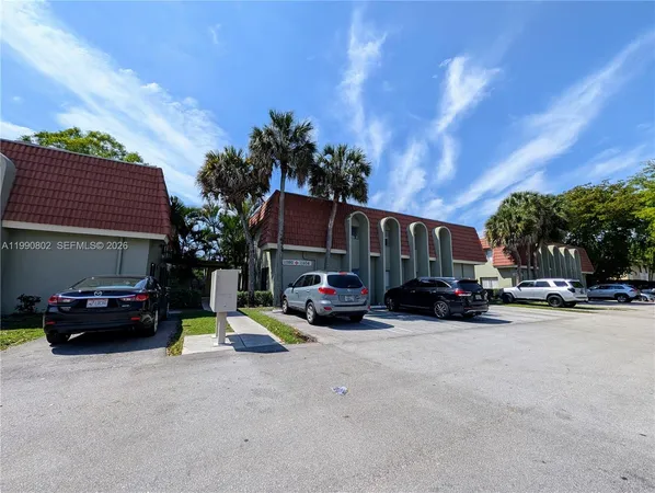 $1,750 | 11394 Royal Palm Boulevard, Unit 11394, Coral Springs, FL 33065