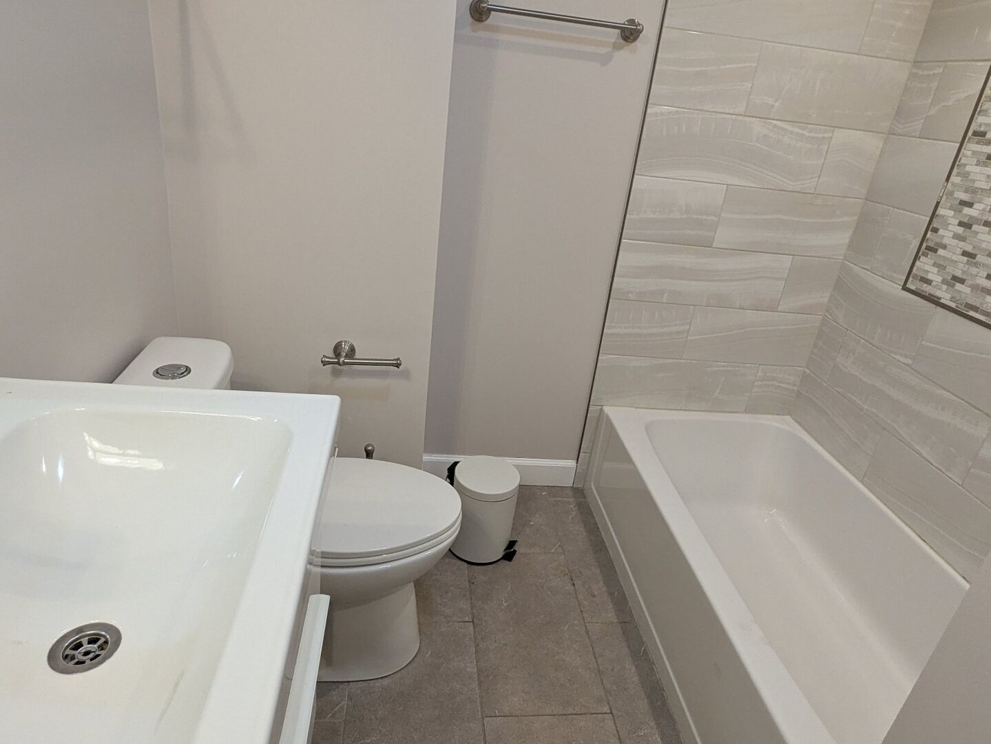 700 Lakeside Cir Drive Wheeling, IL 60090 - Photo 12 of 18