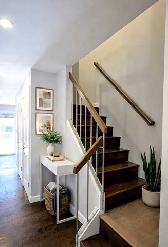 $350,000 | 700 Lakeside Cir Drive, Wheeling, IL 60090